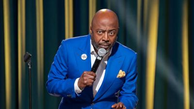 watch-Chappelle s Home Team - Donnell Rawlings  A New Day